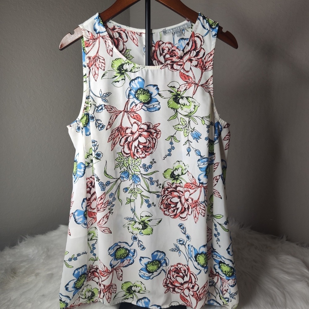 Daniel Rainn Sleeveless Blouse Womens Small White Floral Print Keyhole Back Top